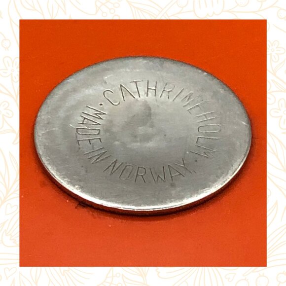 Vintage 1950’s Cathrineholm Orange Lotus Design Small Enamel Sauce Pan / Pot Wit - Picture 8 of 11